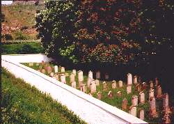 Friedhof von der Seite